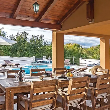Beautiful Home In Marcana With Kitchen