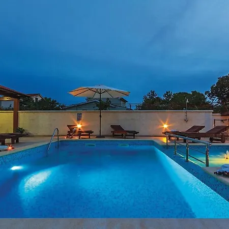 Beautiful Home In Marcana With Kitchen Holiday home *
