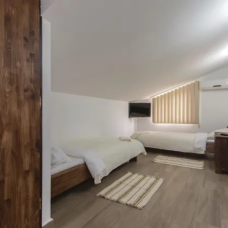 Vakantiehuis 57 *