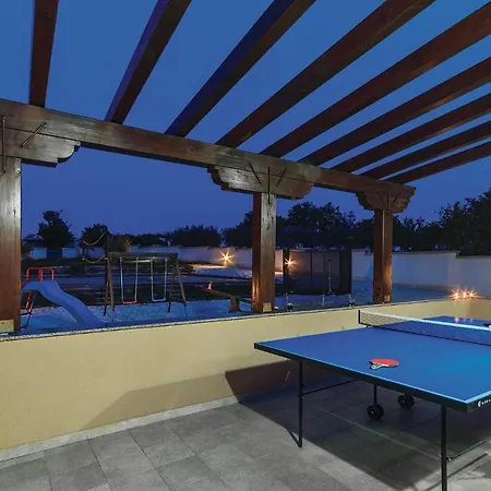 Holiday home Beautiful Home In Marcana With Kitchen *