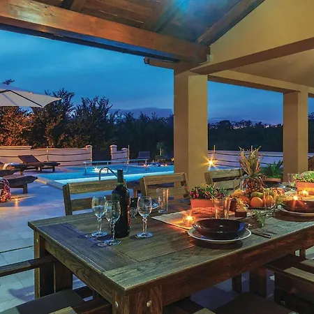Beautiful Home In Marcana With Kitchen Holiday home Marcana
