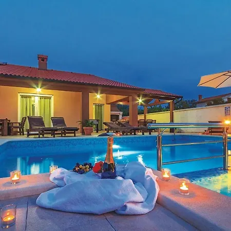 Holiday home Beautiful Home In Marcana With Kitchen